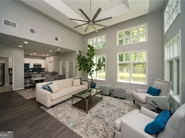 1207 Summit North Dr NE Unit 1207, Atlanta, GA 30324