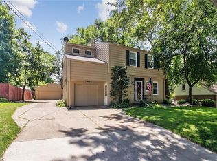 6416 Del Matro Ave, Windsor Heights, IA 50324