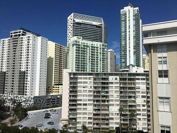 4th image of 1430 Brickell Bay Dr APT 1201