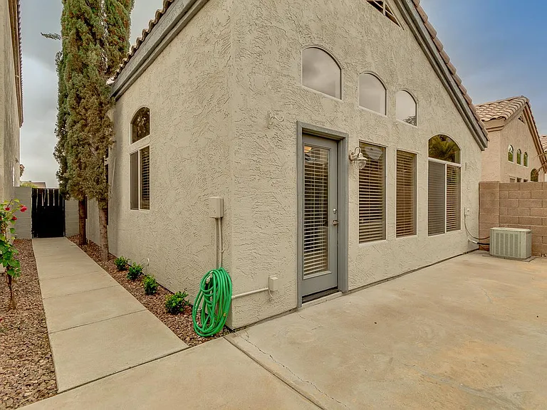 3412 E Renee Dr — Photo 21