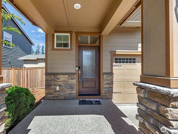 4th image of 5733 86th Drive NE
