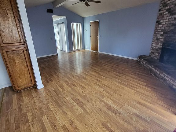 5th image of 8283 Holly Jill Way