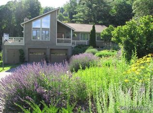 12 Ridgeview Way, Asheville, NC 28803