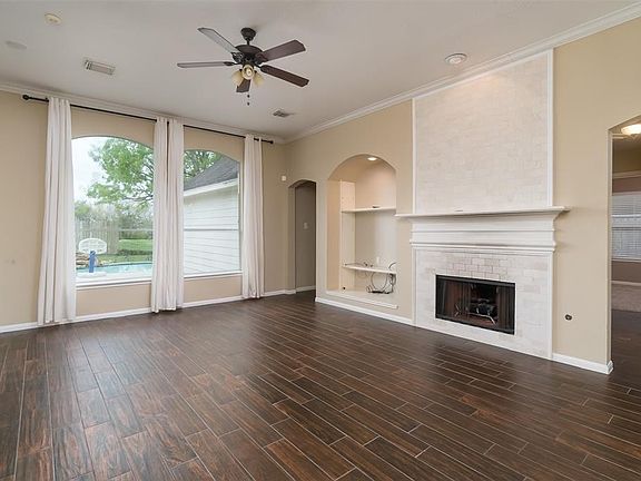 4th image of 4126 Stonehurst Dr