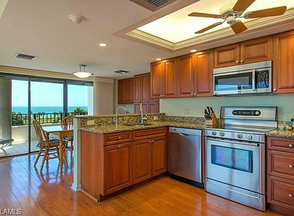 3rd image of 4451 Gulf Shore Blvd N APT 602