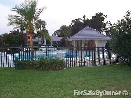 Large pool just steps away