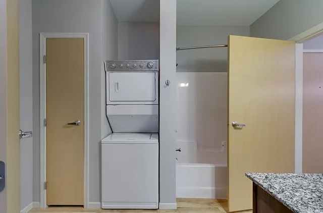 Washer and Dryer Included Washer and Dryer Included
