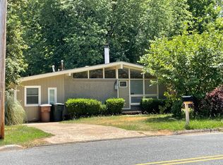 2808 Martinsville Rd, Greensboro, NC 27408