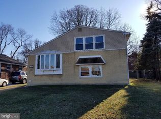 816 Hawthorne Ave, Secane, PA 19018