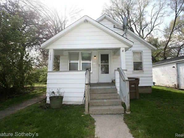 1023 Cherrylawn Dr, Pontiac, MI 48340
