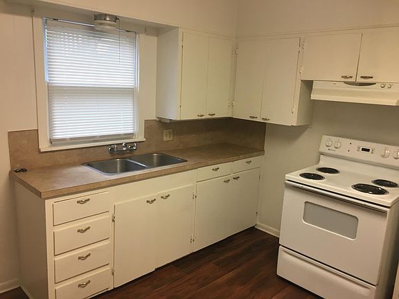 4th image of 630 S Guenther Ave APT 5