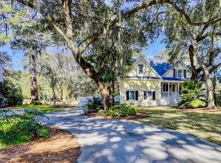 69 Downing Dr, Beaufort, SC 29907