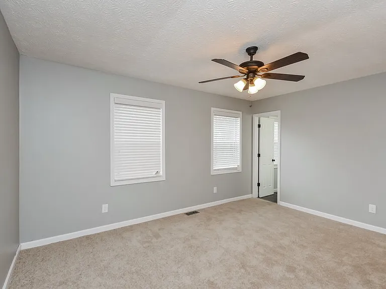 2093 Phillips Rd — Photo 9