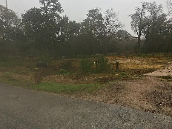 3rd image of 7514 N Finch Cir