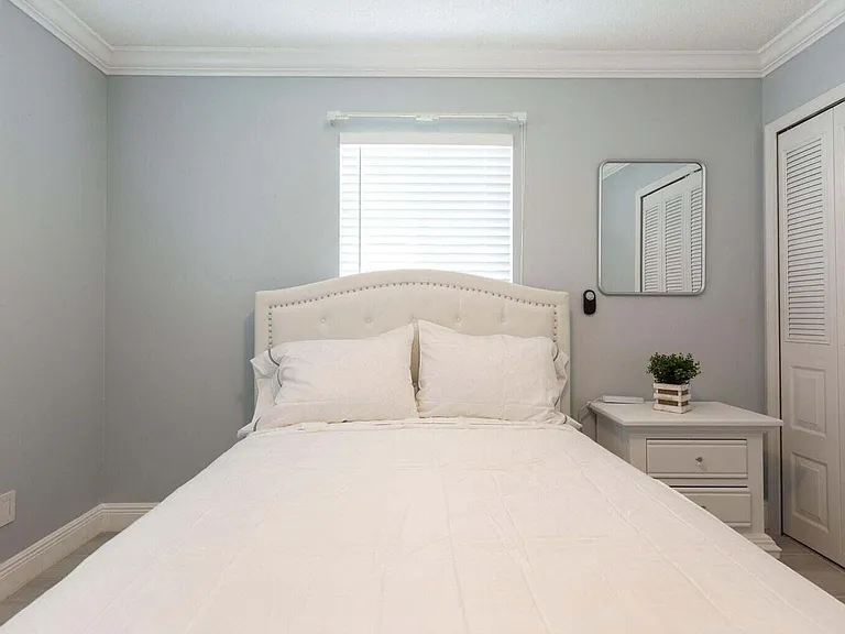 343 Balsam St — Photo 14