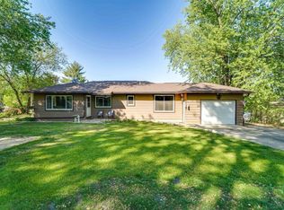 350 Elm St, Endeavor, WI 53930