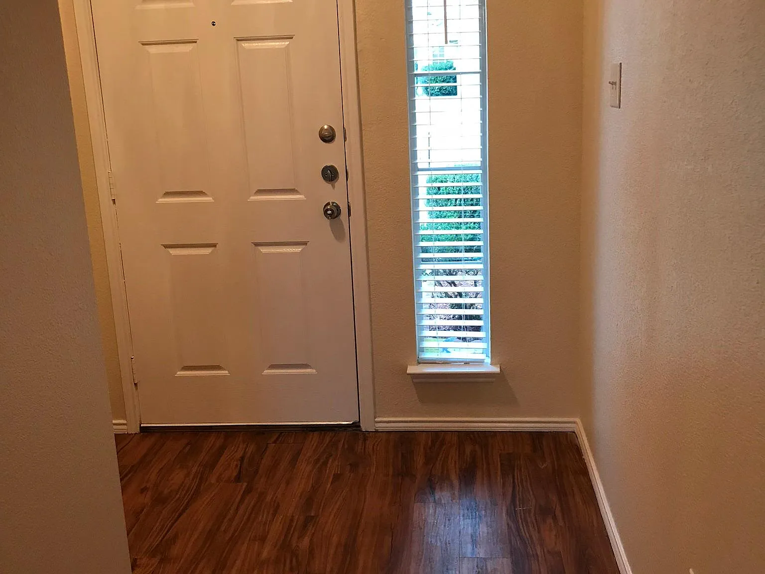 1512 Pine Ln — Photo 2