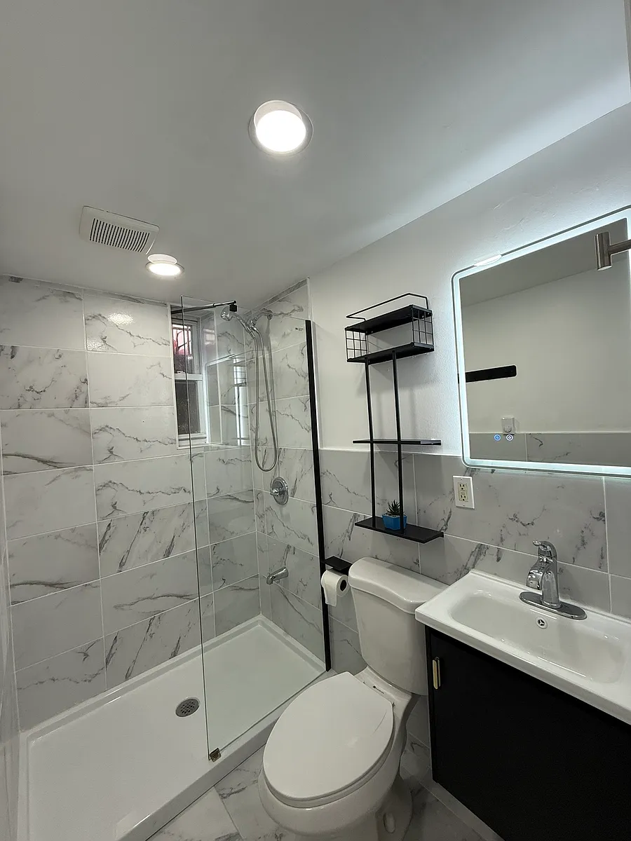 Building Photo - 477 Mercer St #1