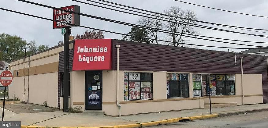 2nd image of 834 W Browning Rd