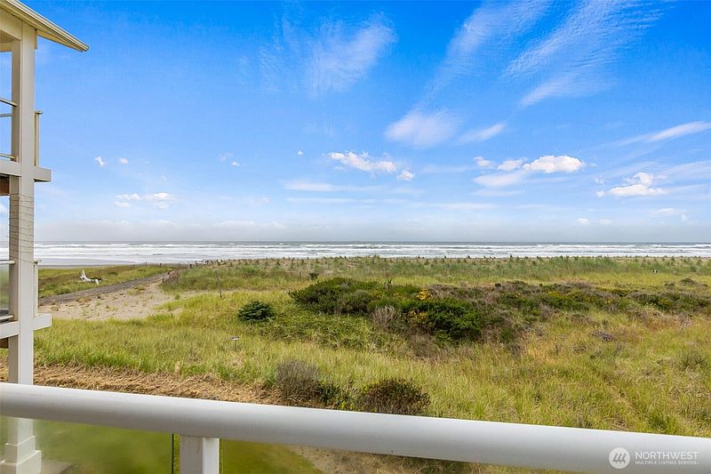 5th image of 1600 W Ocean Avenue #124