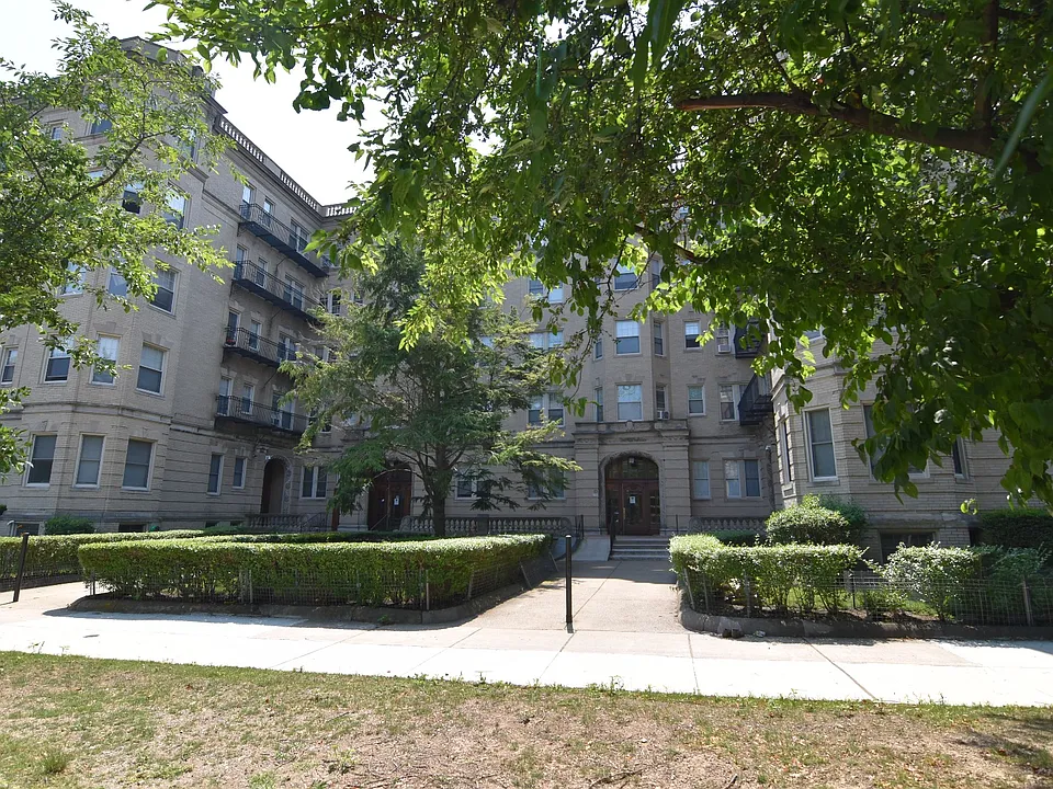 25-27 Park Drive