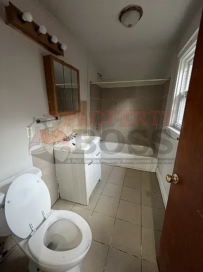 803 Pierce St — Photo 7