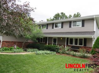 5607 Briar Patch Cir, Lincoln, NE 68516