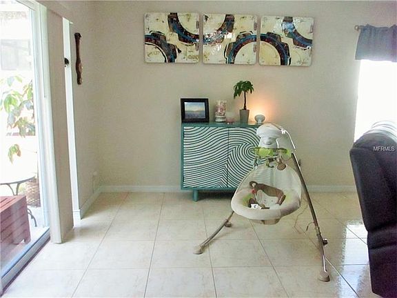 5th image of 13725 Meadowpark Ave