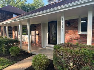 9141 Westbrooke Dr, Overland Park, KS 66214