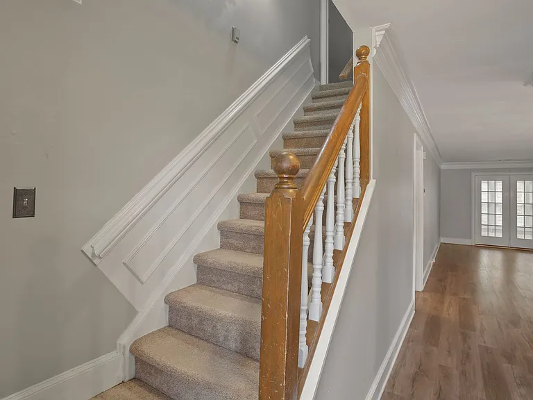 245 Towergate Pl — Photo 21