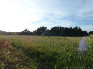 Walker Dr, Eufaula, OK 74432