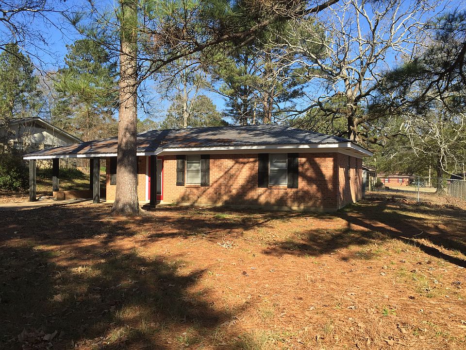 2nd image of 201 Sherwood Drive