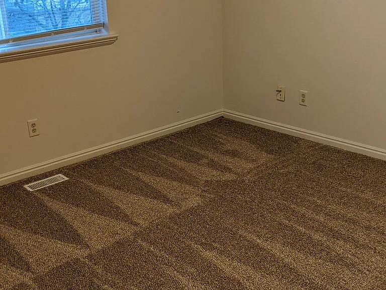 1016 N 180 W #101 — Photo 9