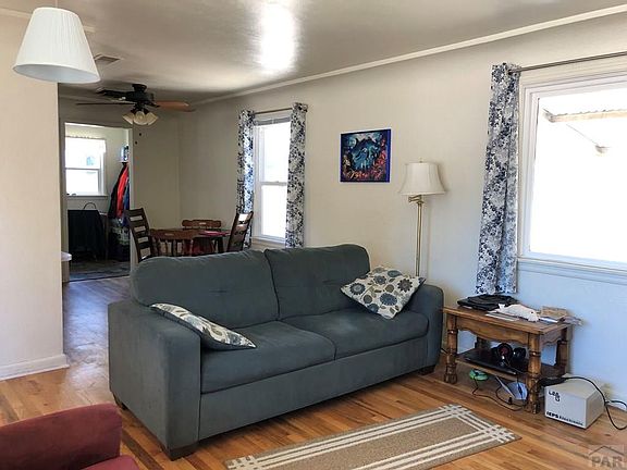 5th image of 623 S Prairie Ave