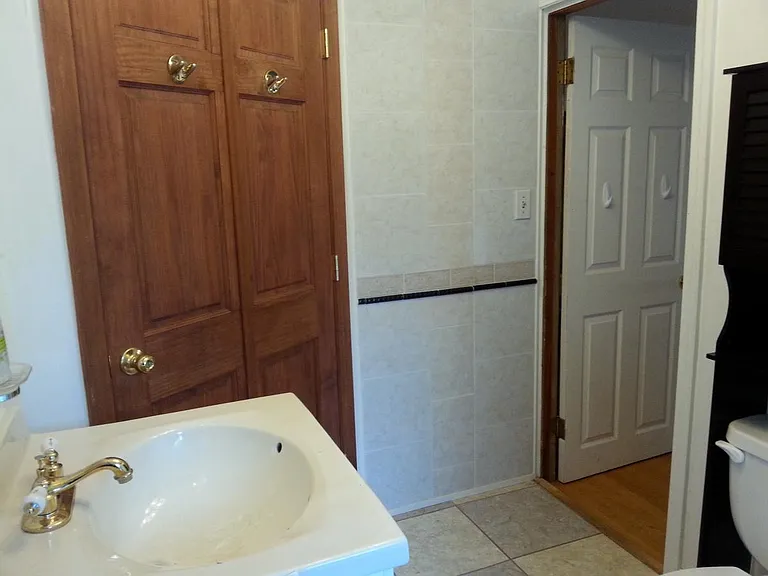 21 Ash St #4 — Photo 12