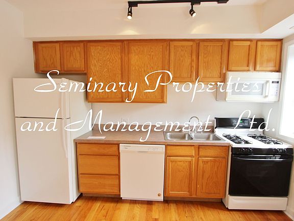 3rd image of 936 W Sunnyside Ave APT 206