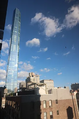 Rented by Newell and Assoc. | media 10