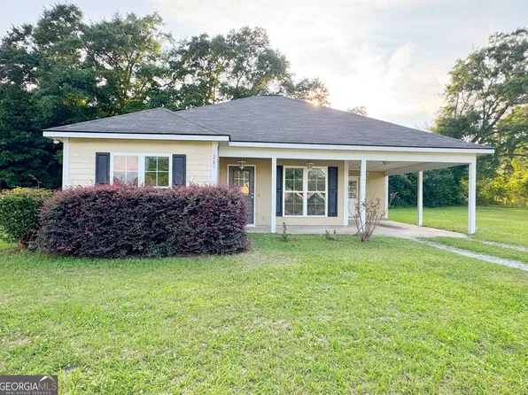1261 Ball Park Ave NE, Dawson, GA 39842