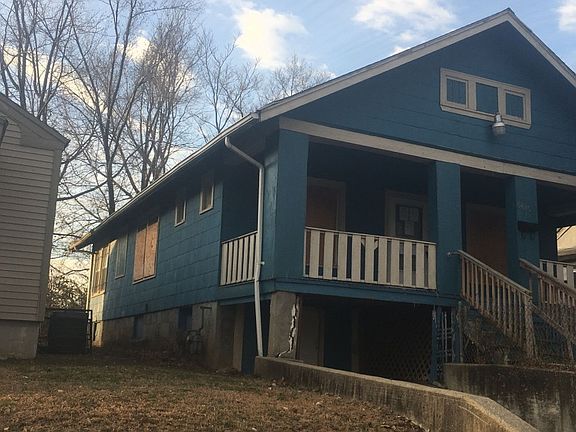 3rd image of 5615 Paloma Ave