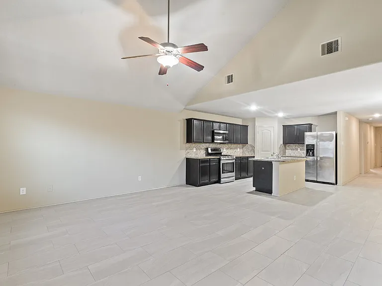2414 Fall Aster Dr — Photo 10