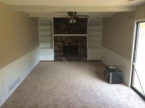 3rd image of 16011 Dorcas St