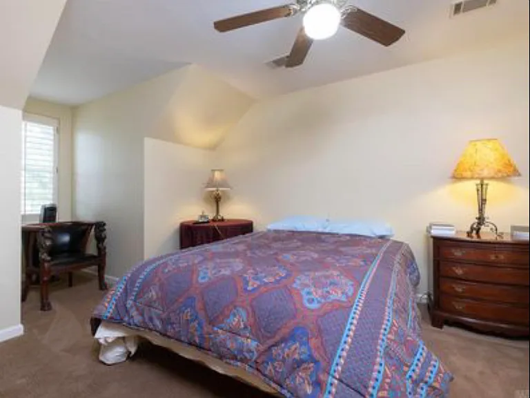 20 Carrollton Ct — Photo 25