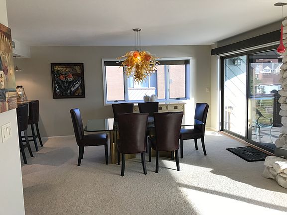 4th image of 3228 N Marina View Dr