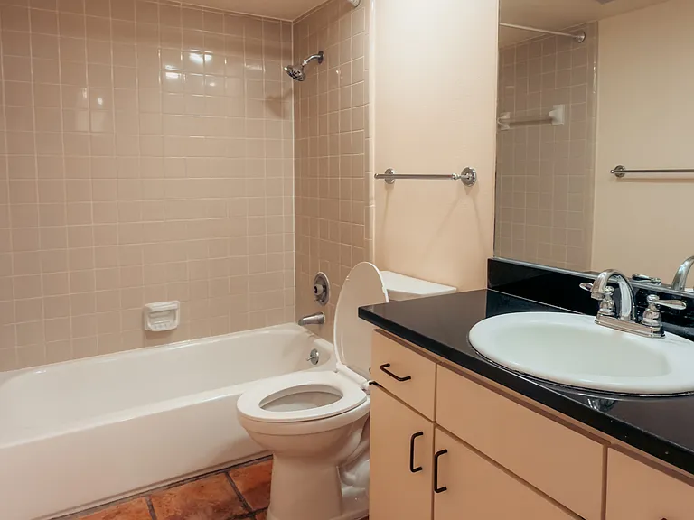 100 Mary D Ave #17 — Photo 8