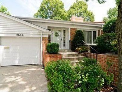 2606 E Garden Walk, Arlington Heights, IL, 60004