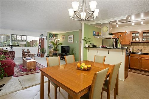 3rd image of 423 Avenue G APT 3