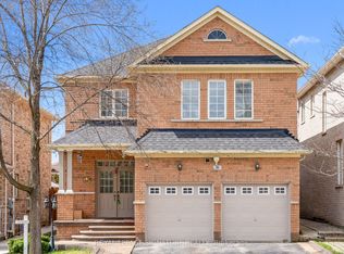 16 Clearjoy St, Brampton, ON L6V 4P1