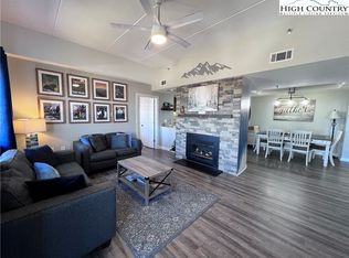 303 Sugar Top Dr #3827, Banner Elk, NC 28604