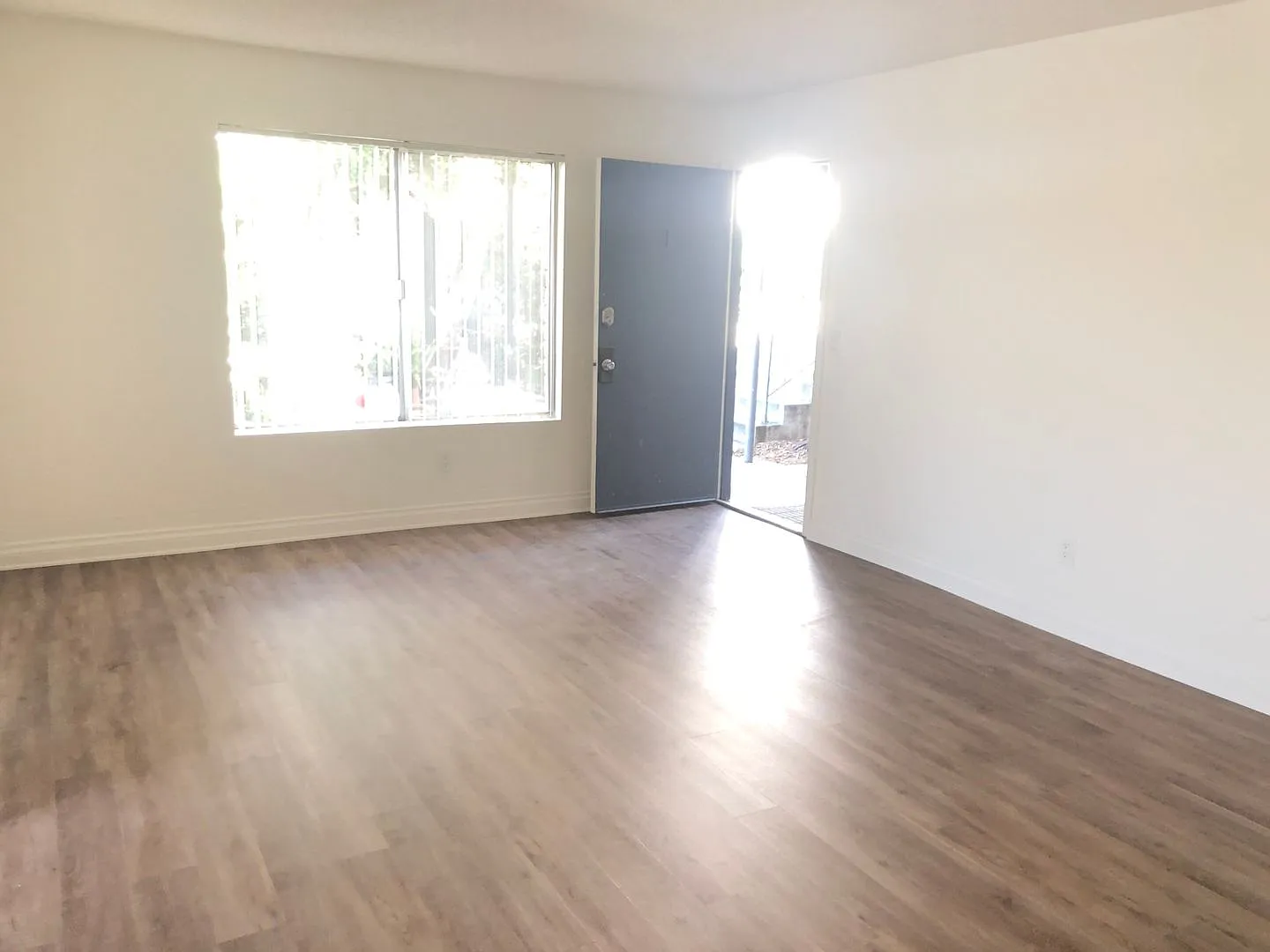 2138 Thomas Ave — Photo 4