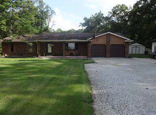 21172 Powers Rd, Defiance, OH 43512